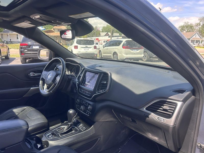 2021 Jeep Cherokee 80th AnniversaryImage 17