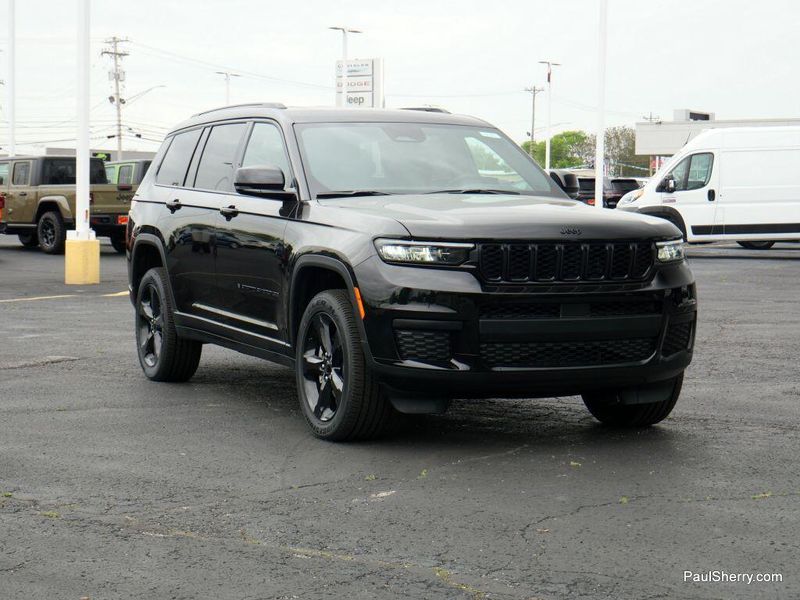 2025 Jeep Grand Cherokee L Altitude X 4x4Image 16