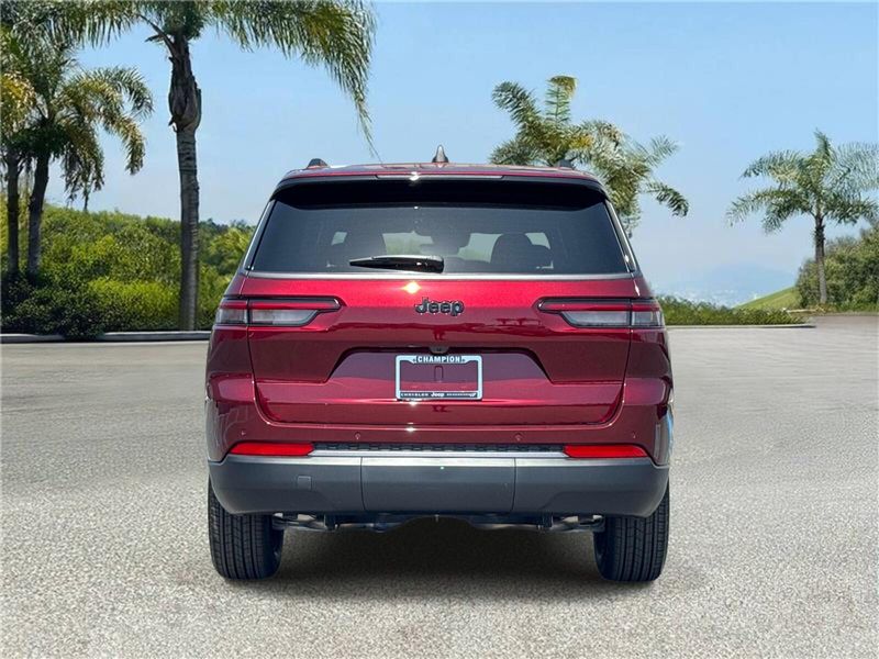 New 2026 Jeep Grand Cherokee L Laredo Altitude 4x2