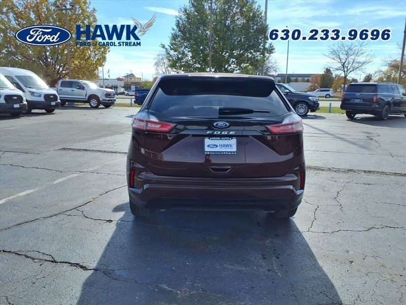 2024 Ford Edge ST photo 4