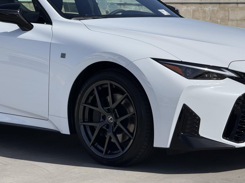 New 2026 Lexus IS 350 F SPORT DesignImage 4