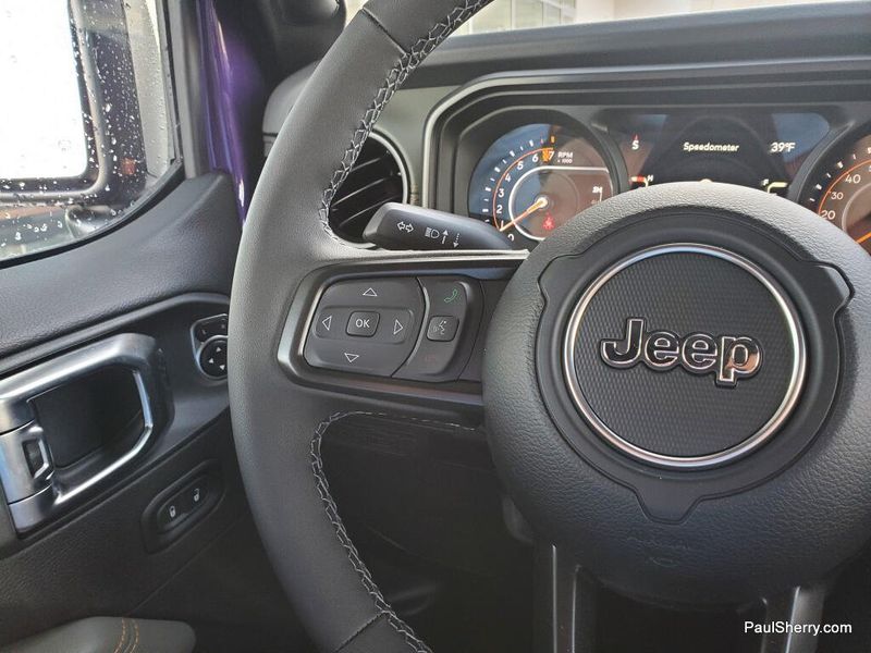 New 2026 Jeep Gladiator Mojave 4x4