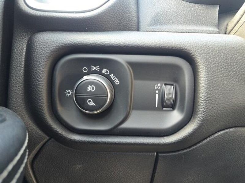 2024 Ram 2500 Big Horn photo 11