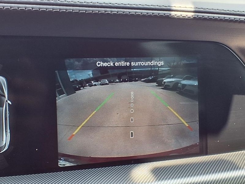 Used 2022 Alfa Romeo Stelvio VeloceImage 4