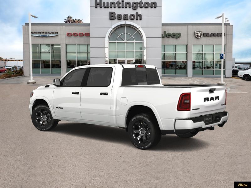 2025 RAM 1500 Big Horn Crew Cab 4x4Image 3