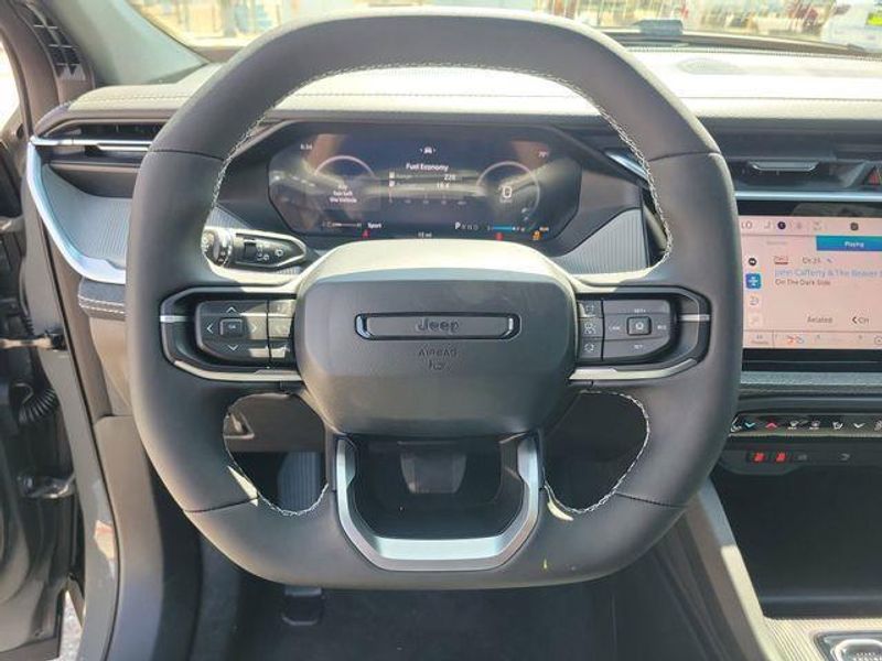 New 2026 Jeep Cherokee Laredo 4x4