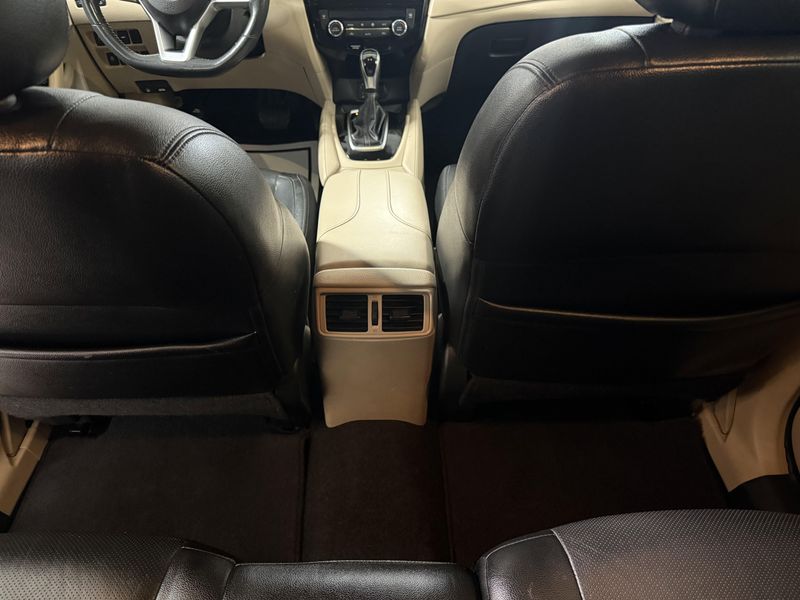 Used 2017 Nissan Rogue SLImage 21