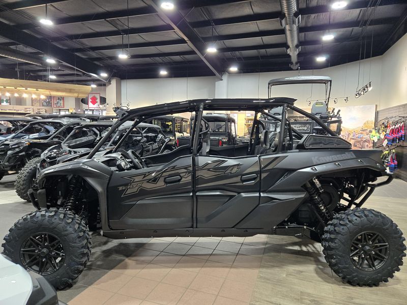 2025 Kawasaki TERYX KRX4 1000 BLACKOUT EDITION MATTE SPARK BLACK Image 3