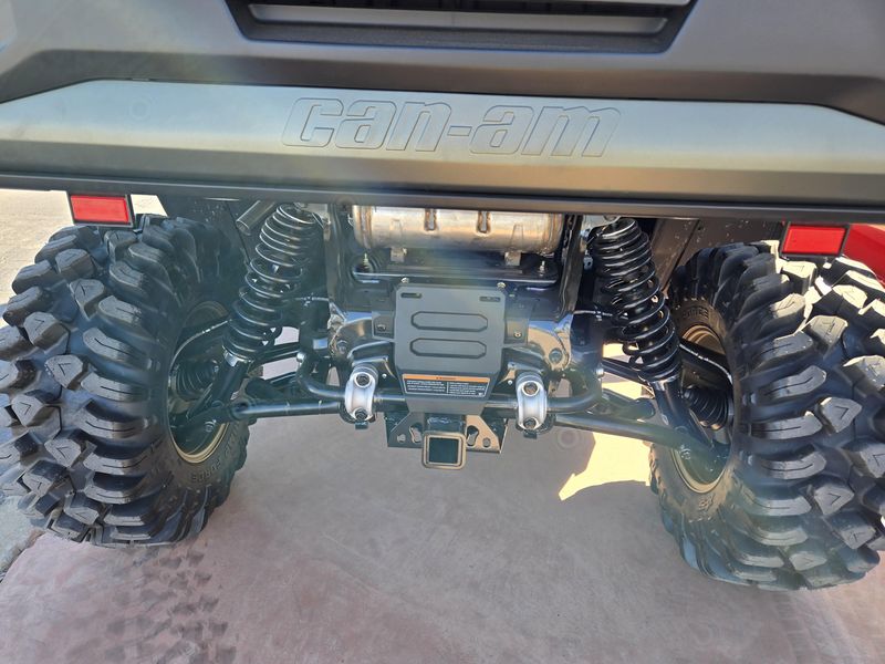 NEW 2026 CAN-AM DEFENDER MAX X MR HD11 WITH HALF DOORS Image 28