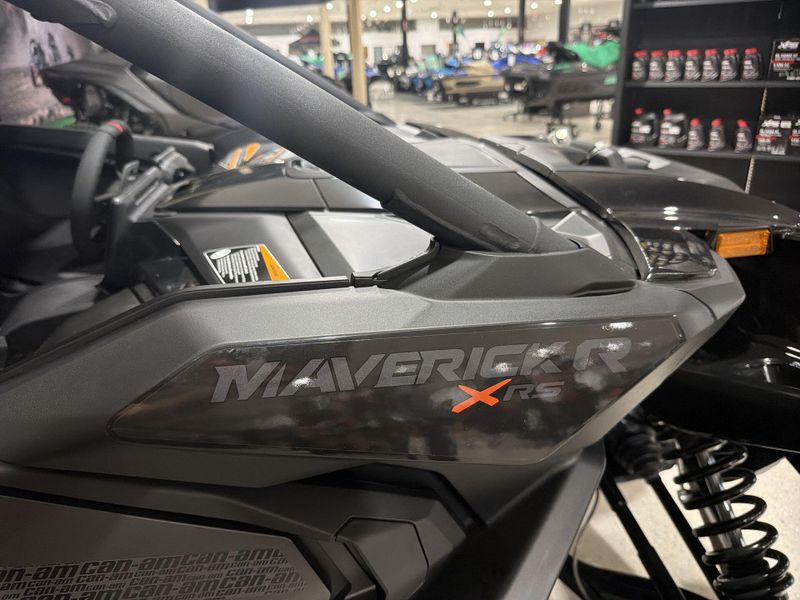New 2026 Can-Am MAVERICK R X RS 999T DCT Image 27