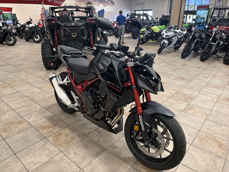 New 2026 Honda CB750 HORNET E-CLUTCH Image 11