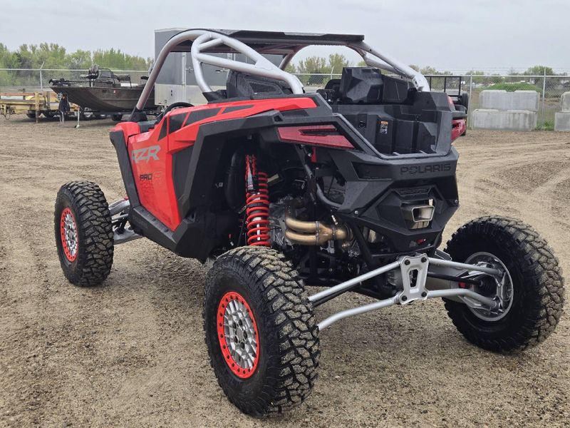 New 2026 Polaris RZR PRO R ULTIMATE 
