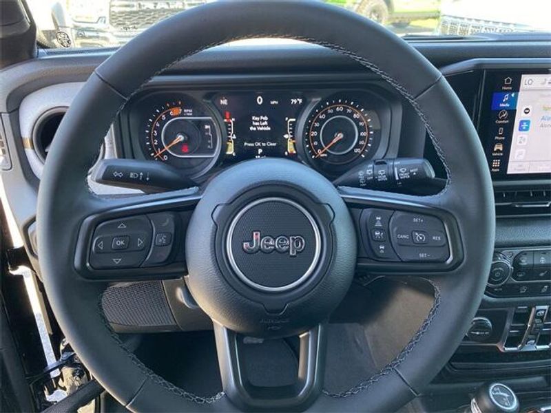 2025 Jeep Wrangler 4-door Sport SImage 17