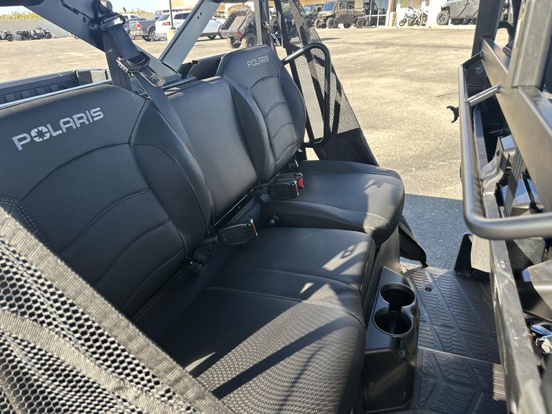 2025 Polaris RANGER CREW XP 1000 TEXAS EDITION  BLACK CRYSTALImage 9