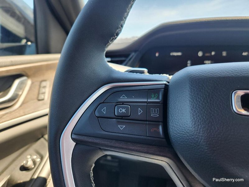 New 2026 Jeep Grand Cherokee L Limited 4x4