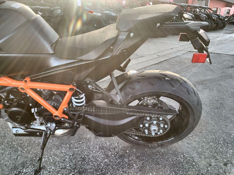 New 2026 KTM 1390 SUPER DUKE R EVO Image 14