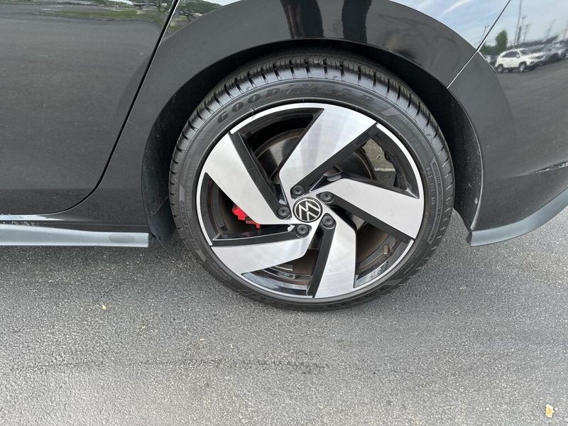 2024 Volkswagen Golf GTI 2.0T SImage 14