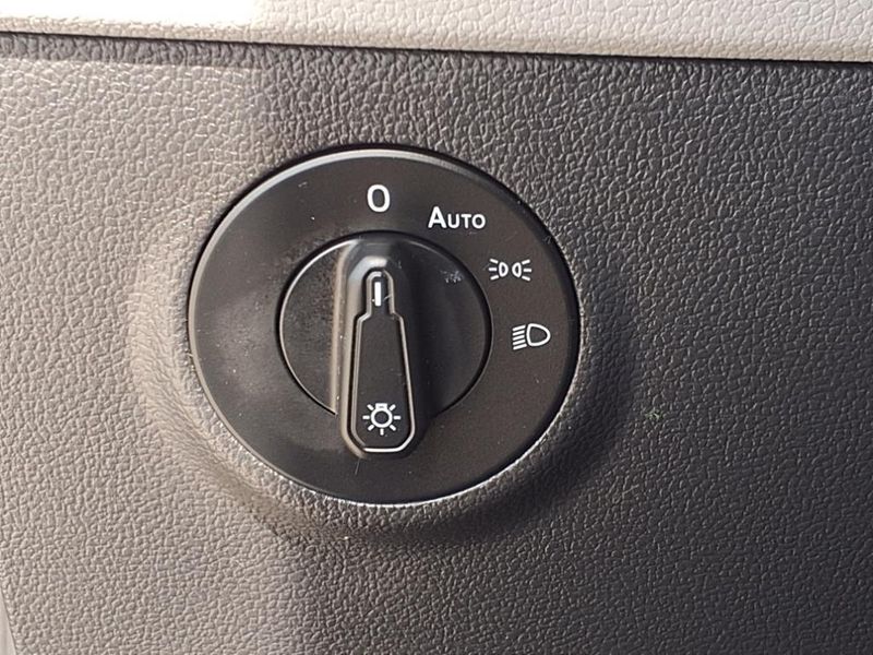 2022 Volkswagen Taos 1.5T SImage 6