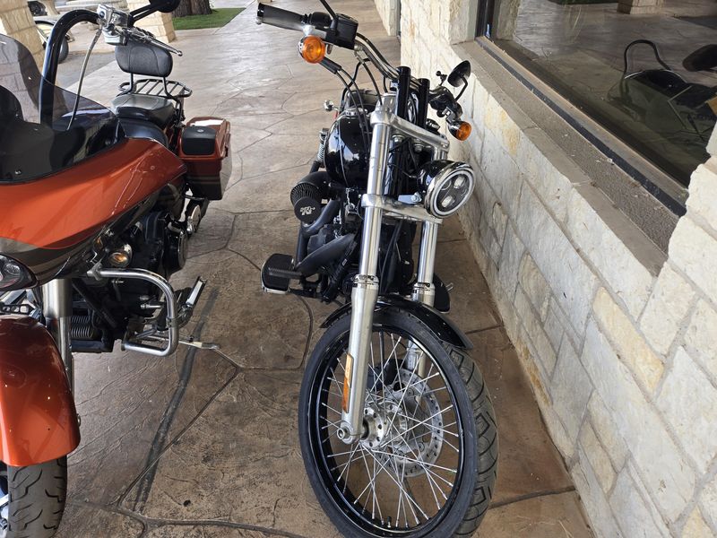 USED 2015 HARLEY DYNA WIDE GLIDE Image 8