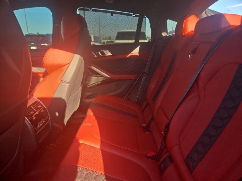 Used 2023 BMW X6 M BaseImage 20