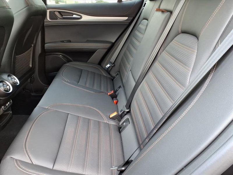 New 2025 Alfa Romeo Stelvio Intensa AwdImage 26