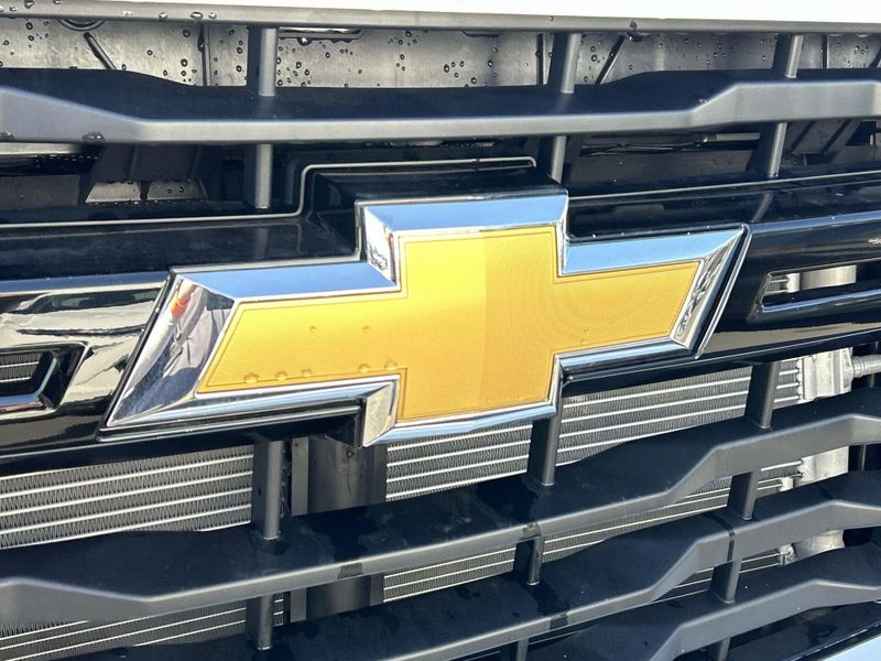 2024 Chevrolet Silverado 3500HD CC Work TruckImage 27