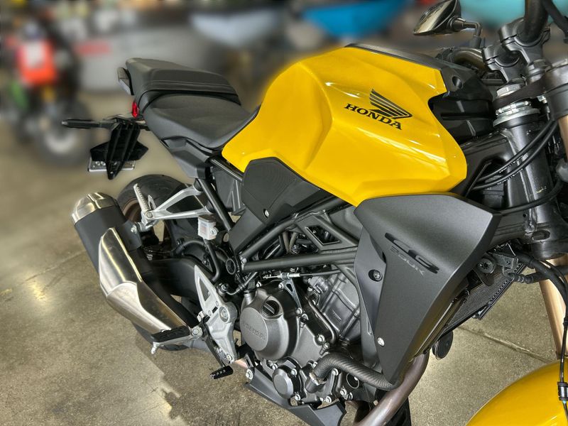 Used 2024 Honda CB300R ABS Image 21