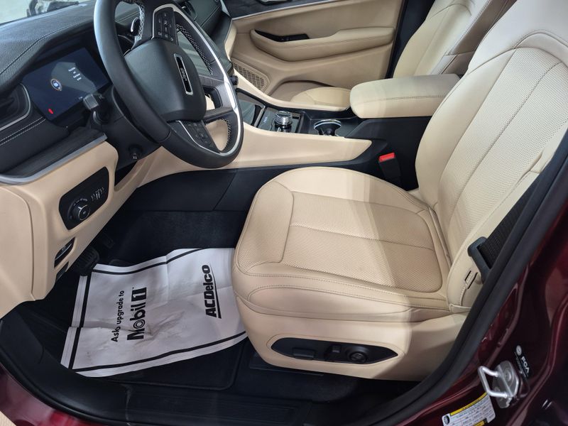 2025 Jeep Grand Cherokee Limited 4x4Image 26