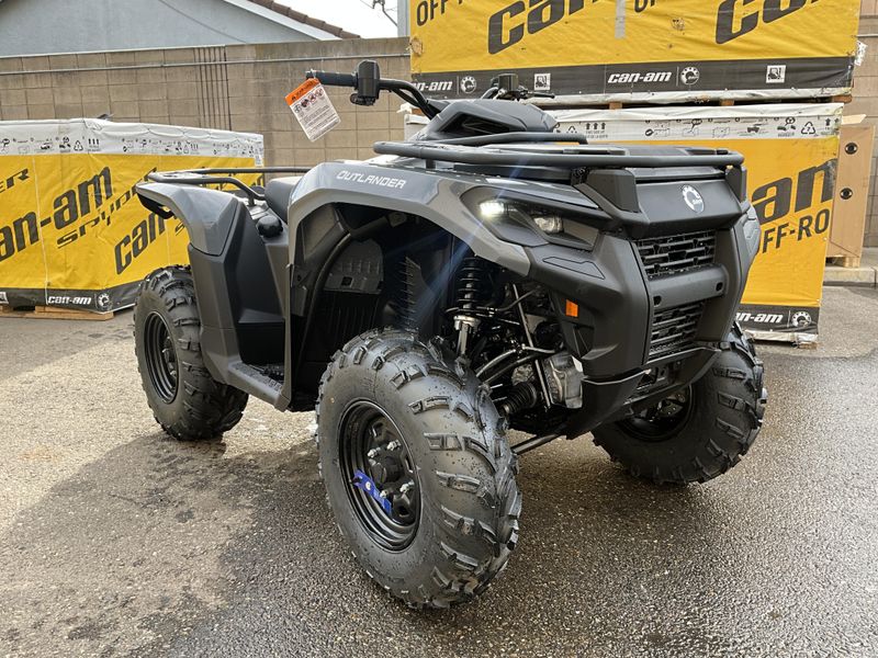 2025 Can-Am Outlander Image 1