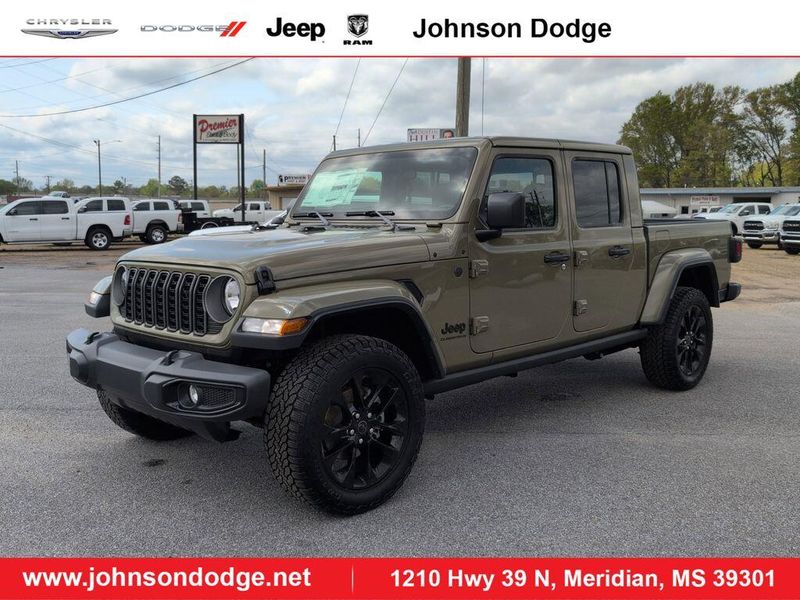 2025 Jeep Gladiator Nighthawk 4x4Image 1