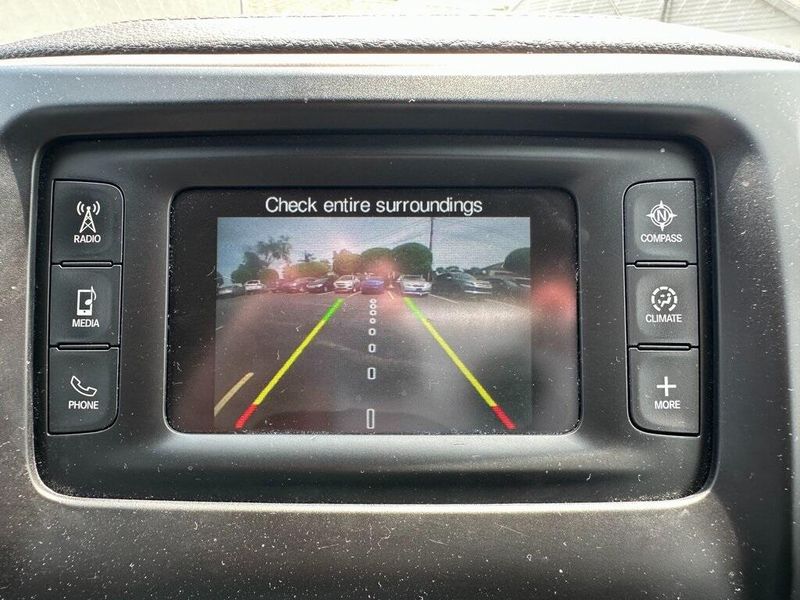2017 Jeep Cherokee LatitudeImage 5