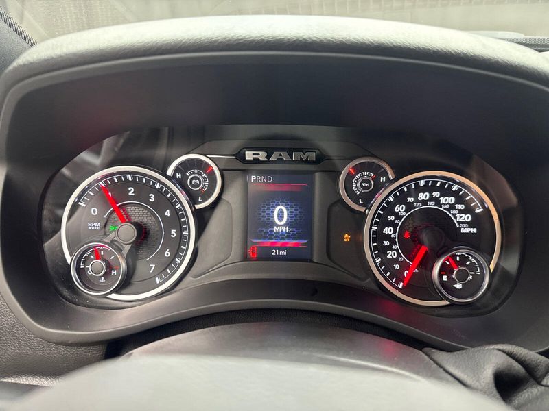 2025 RAM 2500 Big Horn Crew Cab 4x4 6