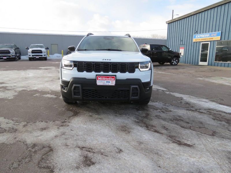 New 2026 Jeep Cherokee Limited 4x4Image 3