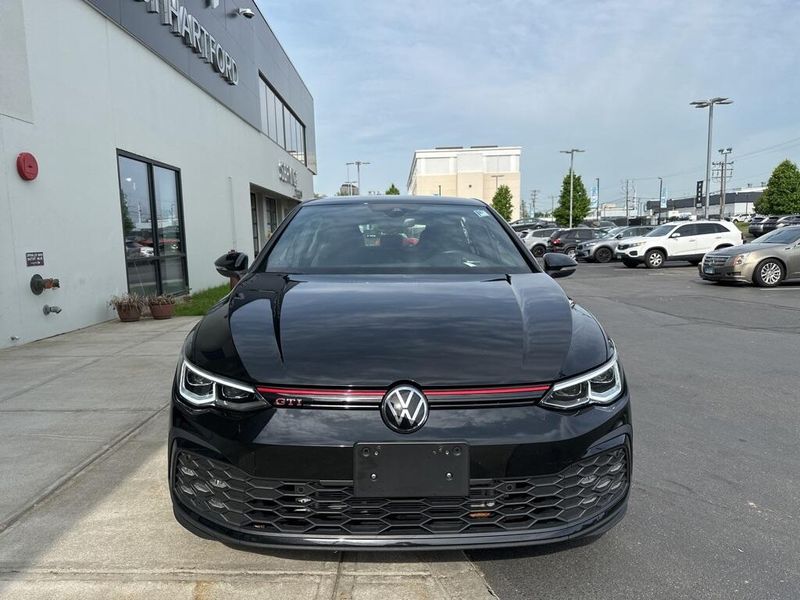 2024 Volkswagen Golf GTI 2.0T SImage 2