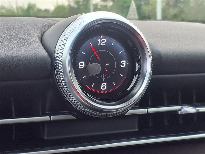 New 2026 Maserati Grecale ModenaImage 23