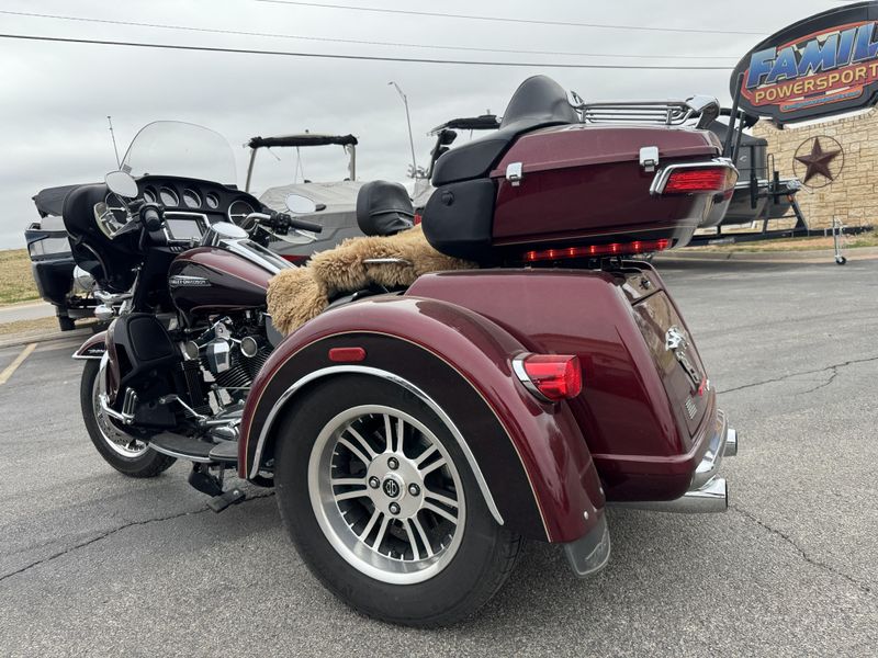 2014 HARLEY TRIKE TRI GLIDE ULTRA REDImage 7