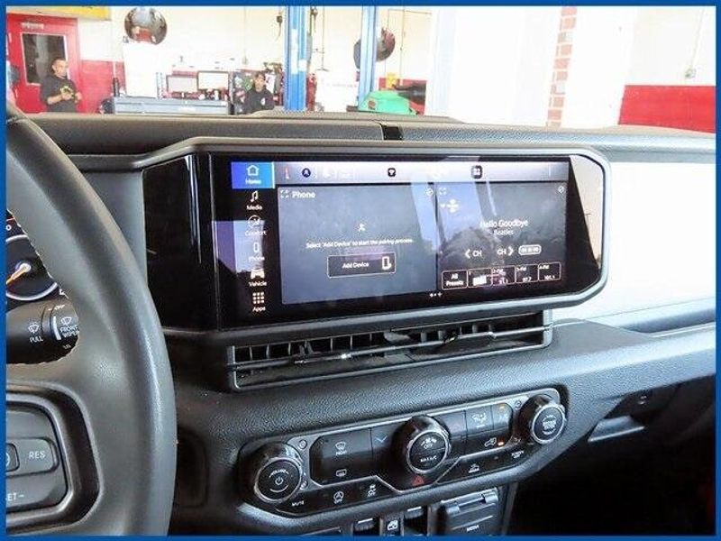 2024 Jeep Wrangler Sport S photo 17