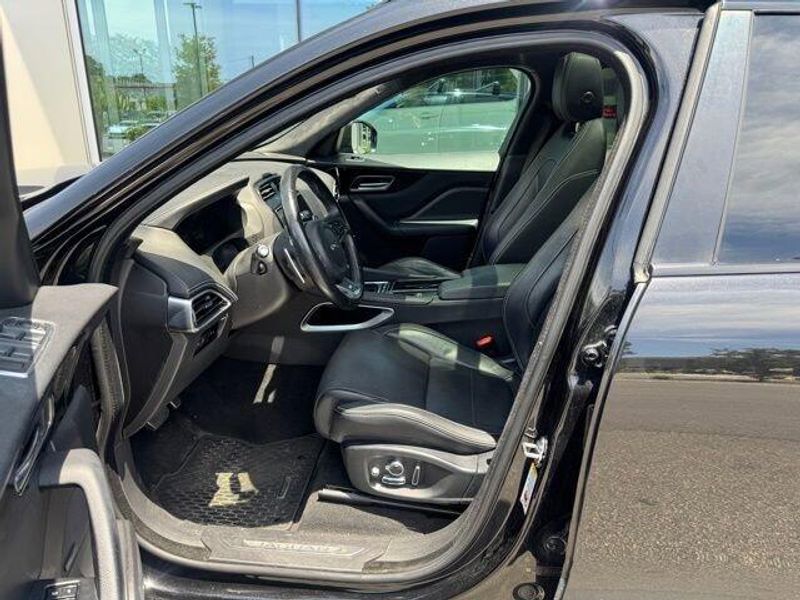 2019 Jaguar F-PACE S