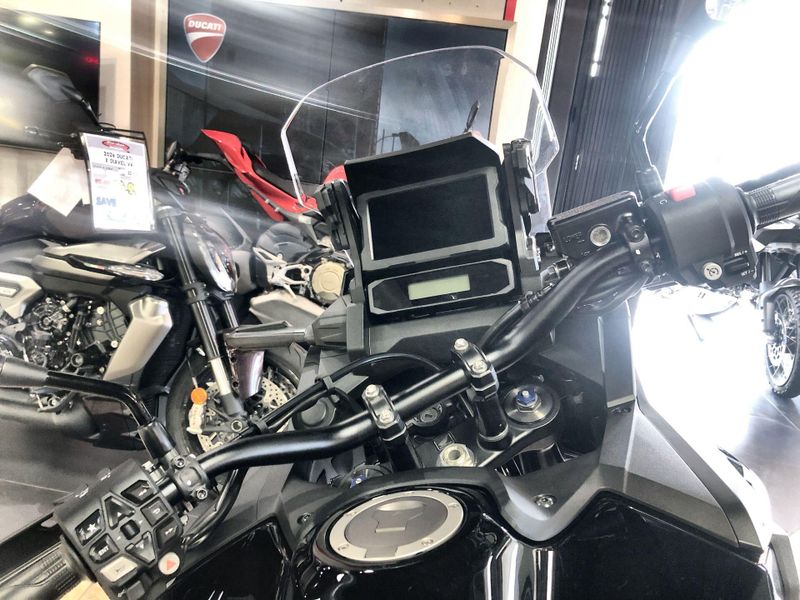 New 2026 Honda AFRICA TWIN DCT Image 23
