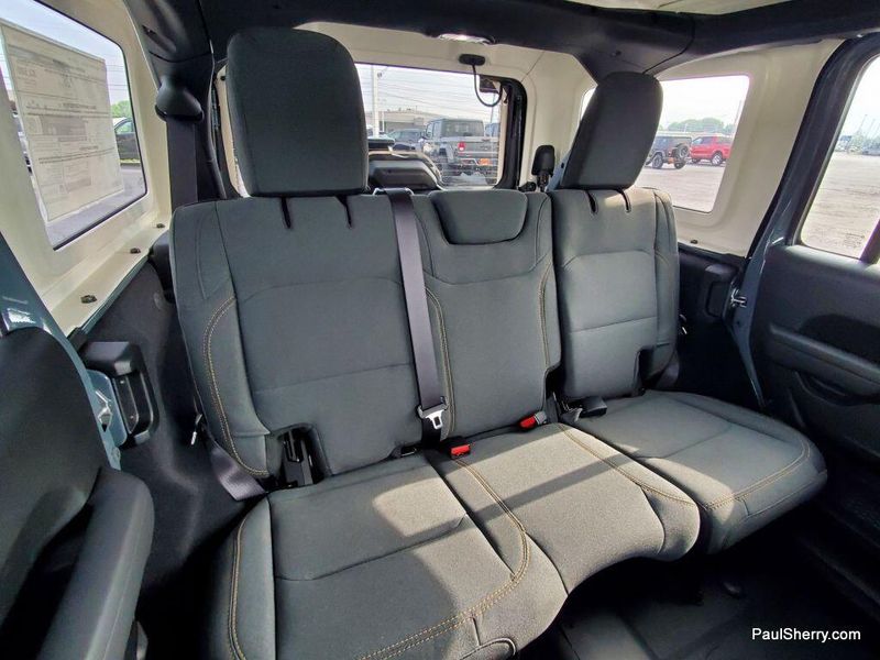 2025 Jeep Wrangler 4-door Sport SImage 33