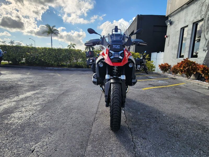 2026 BMW R 1300 GSImage 2