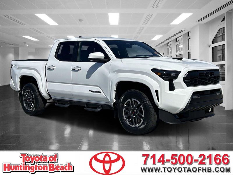 2024 Toyota Tacoma TRD SportImage 1