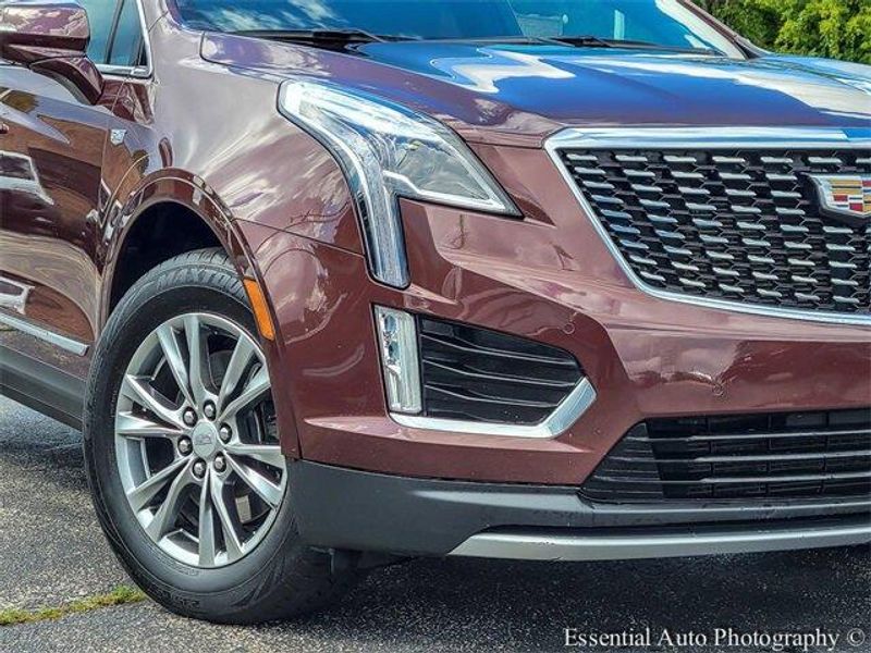 2023 Cadillac XT5 Premium Luxury photo 2