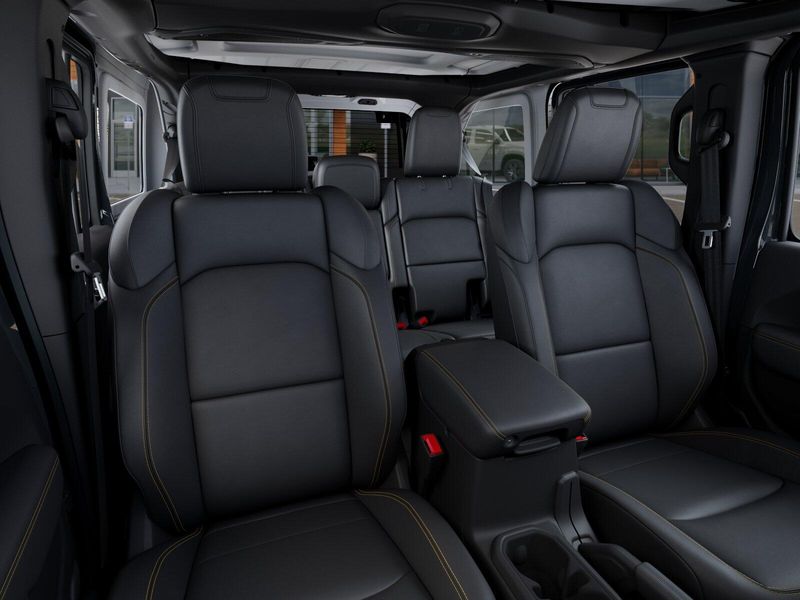 New 2026 Jeep Wrangler 4-door SaharaImage 42