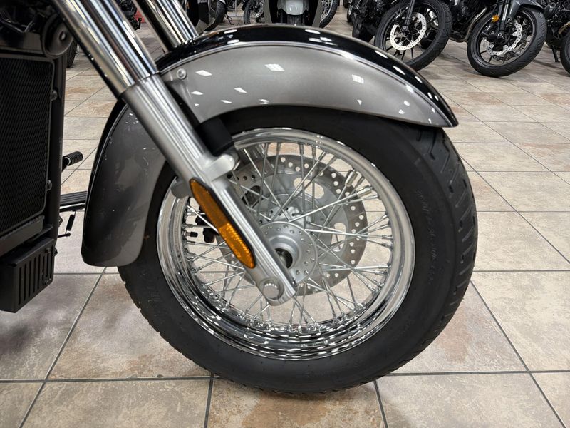 New 2026 Kawasaki VULCAN 900 CLASSIC LT Image 19