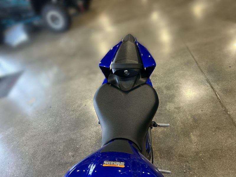 2024 Yamaha YZF-R7 Image 21