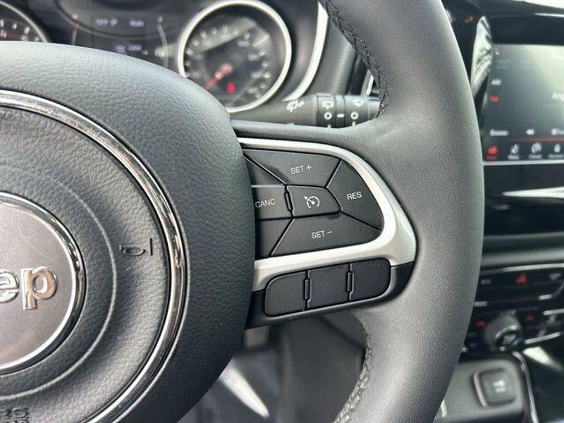 Used 2021 Jeep Compass AltitudeImage 23
