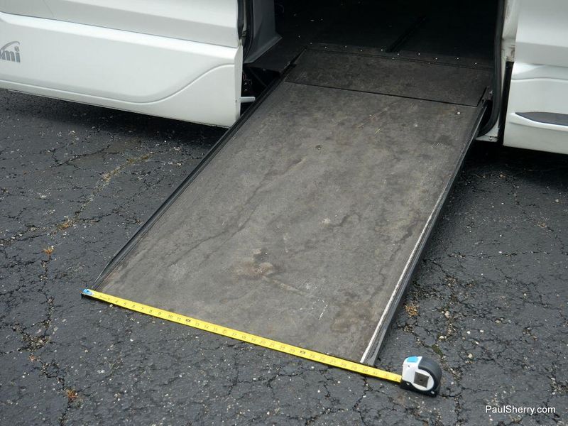 Used 2020 Toyota Sienna XLEImage 13