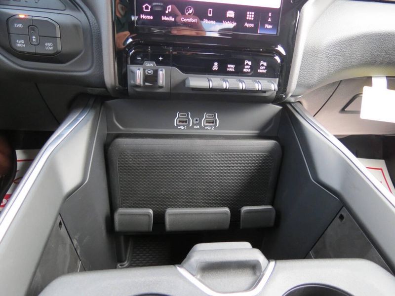 New 2026 RAM 3500 Big Horn Crew Cab 4x4 6