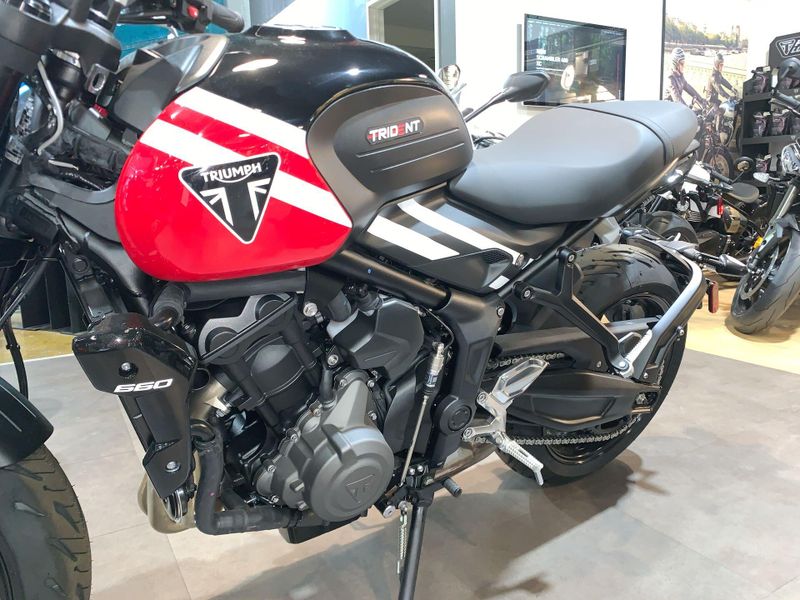 New 2025 Triumph TRIDENT 660 Image 3
